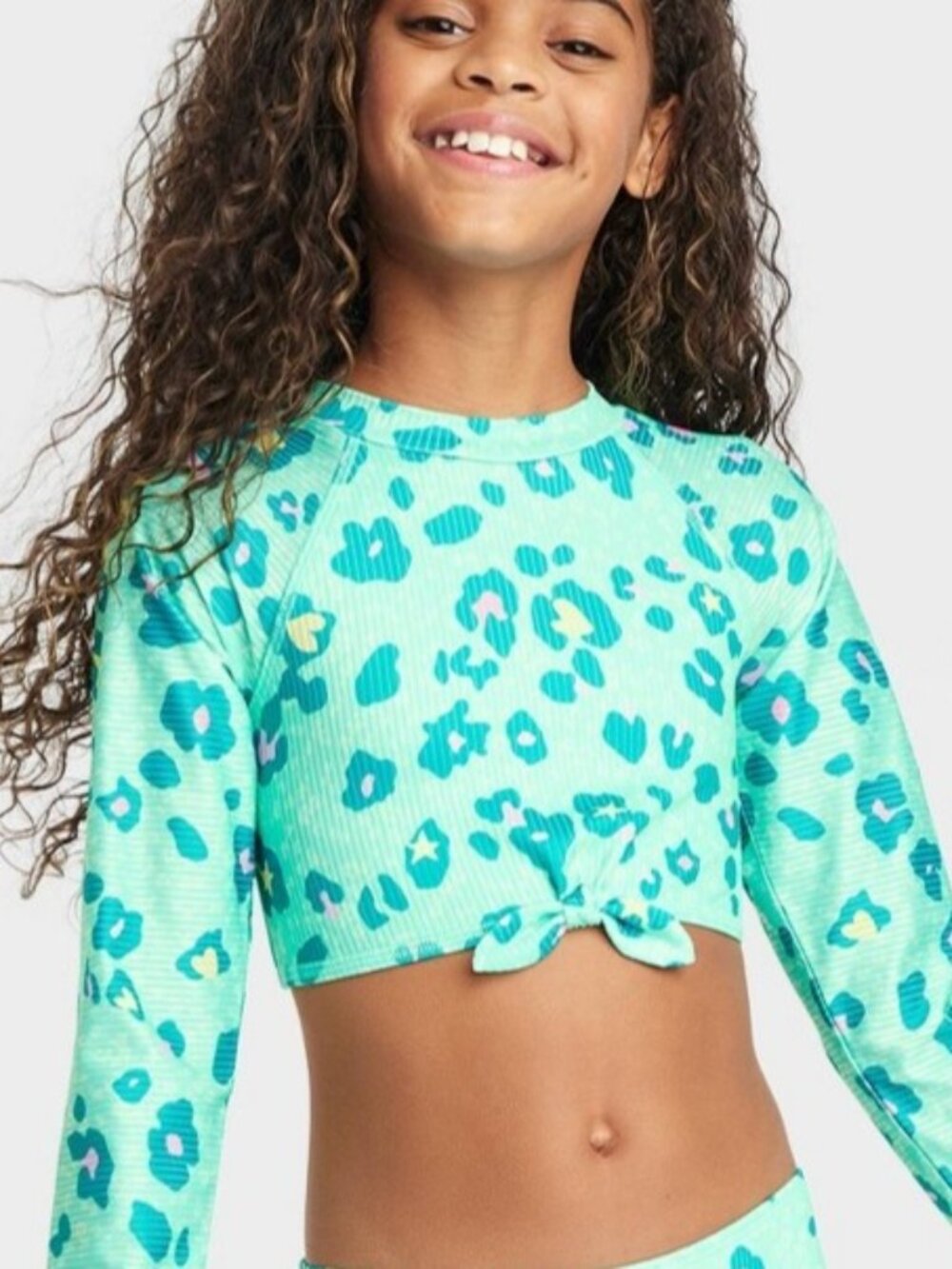 Cat & Jack Girls' 'Wild Star' Long Sleeve Rash-guard Swim Top - M